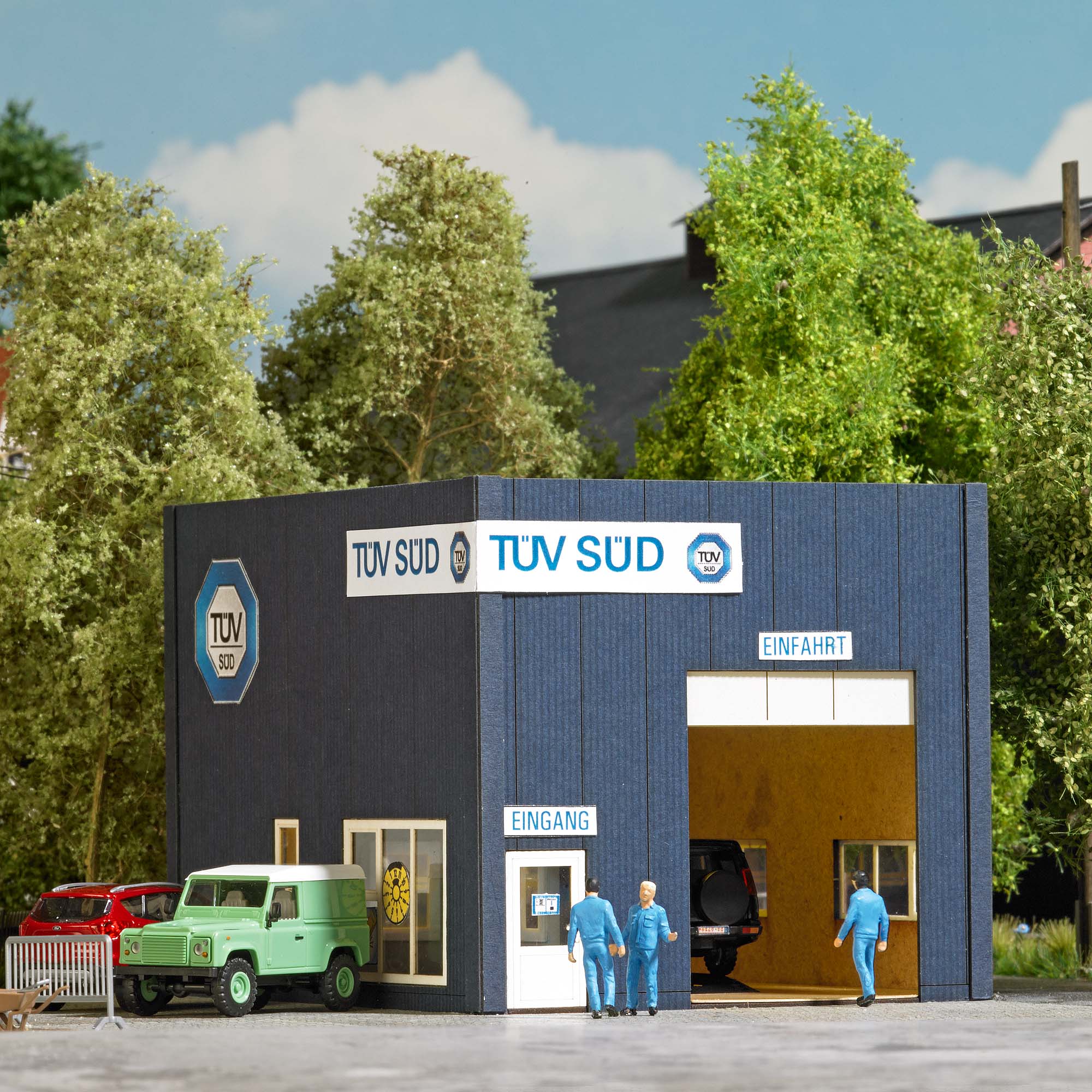 1369 TÜV SÜD Center H0