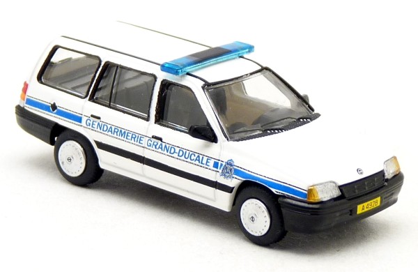 PCX871083 Opel Kadett E CaravanGendarmerie Luxem