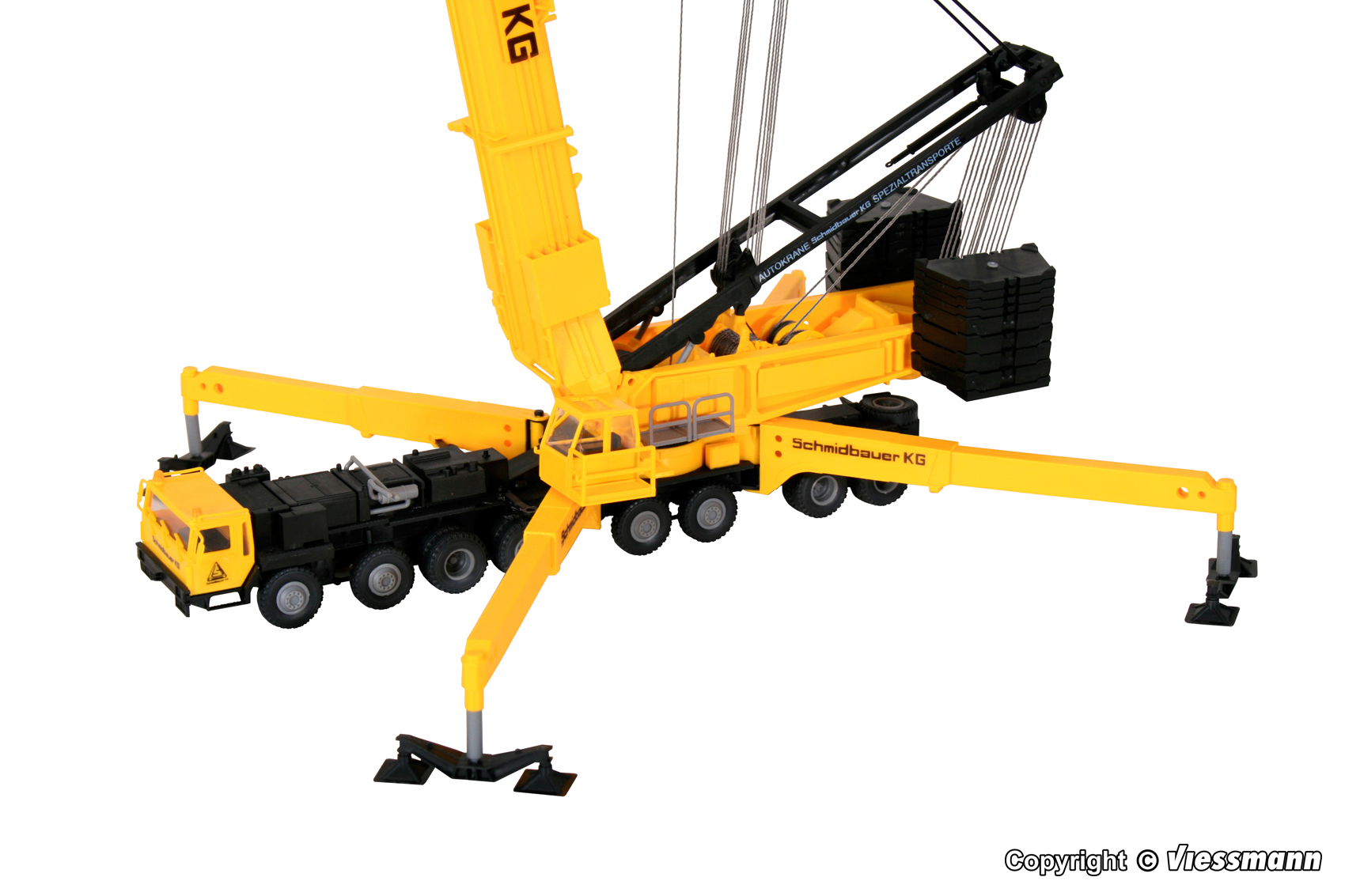 13033 Liebherr LTM 1800 mit Wippspitze