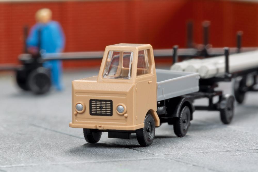Auhagen 44658 Multicar M22 Pritsche mit La