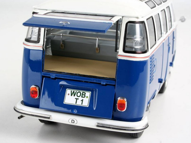 Revell 07399 VW T1/2 Samba Bus