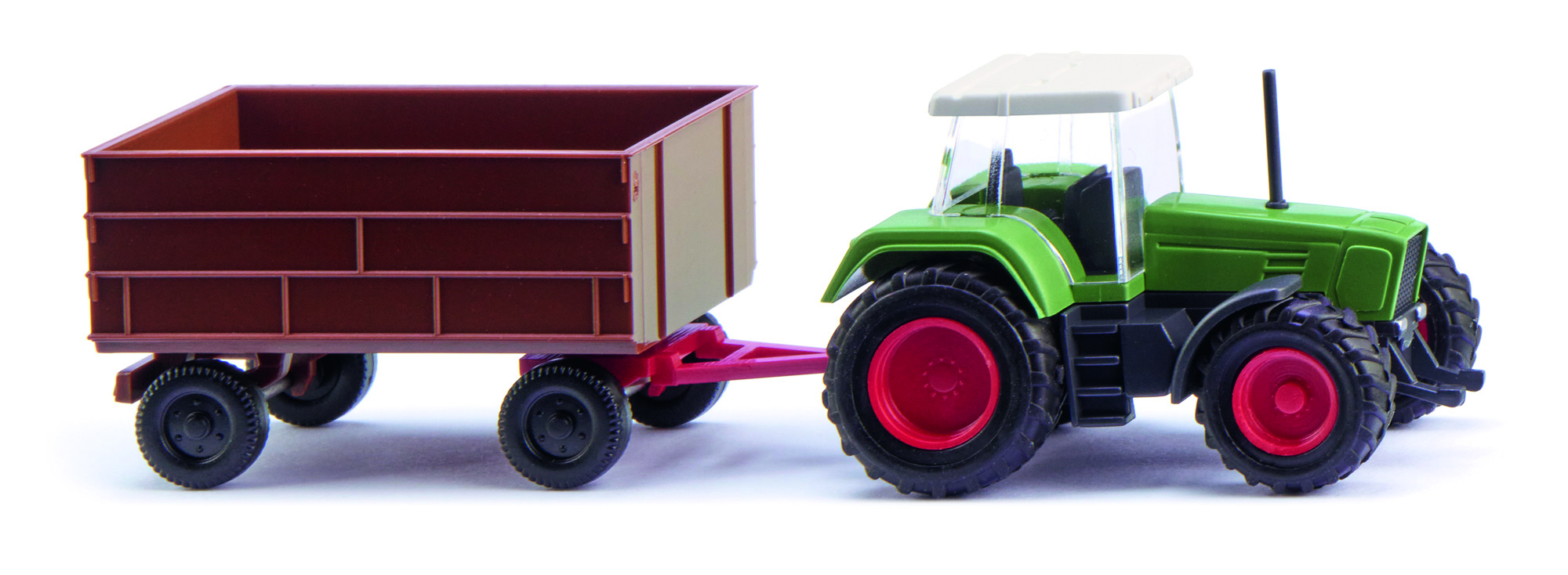 096004 Fendt Favorit mit Anhänger