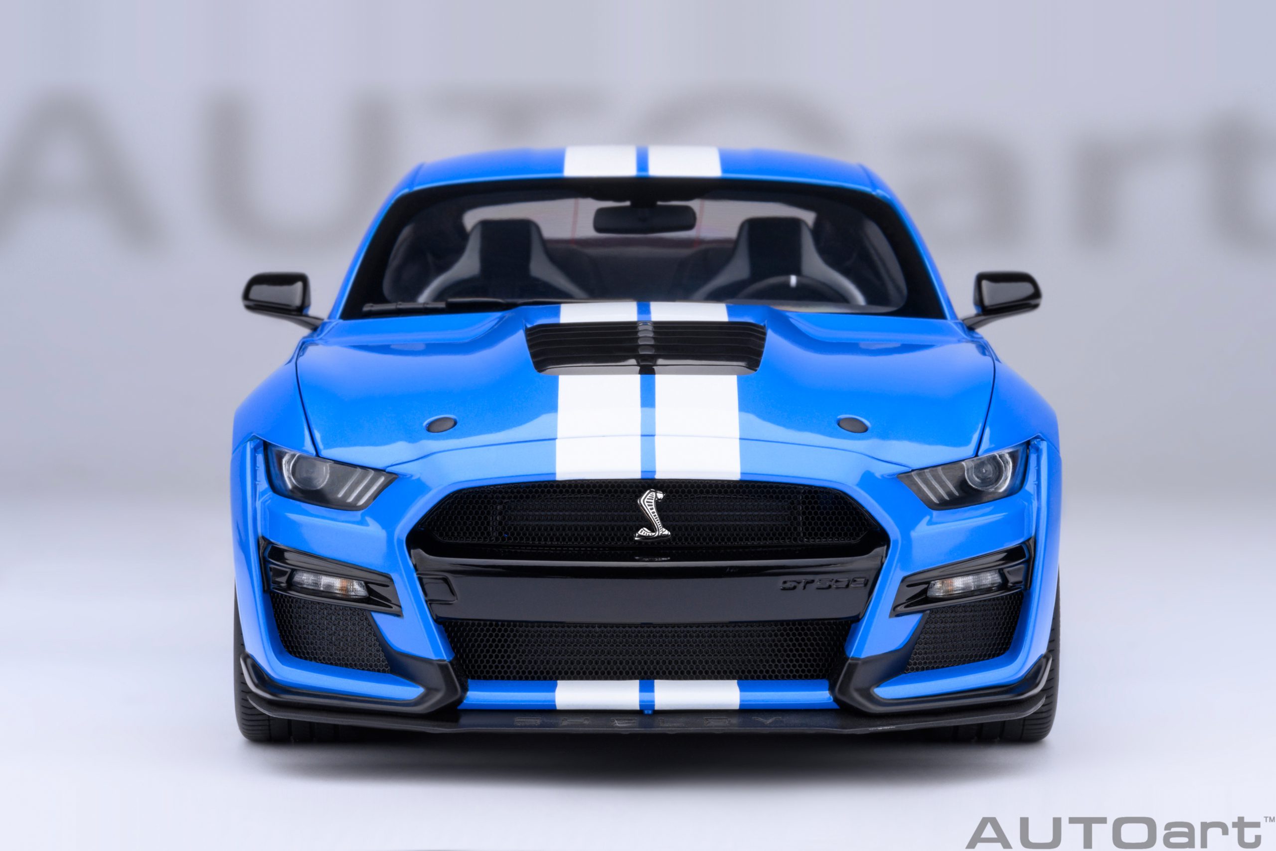 AUTOart 73094 Ford Mustang Shelby GT500 - blue