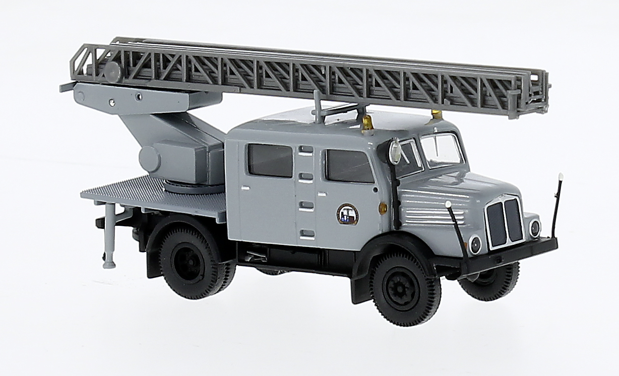 71767 IFA S 4000-1 Doka DL 25 der Energievers.