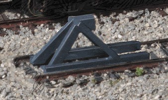 2605 Track Bumpers Drk Gray 5/