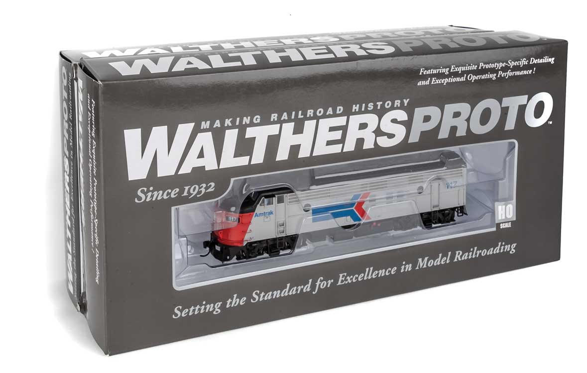 WalthersProto 42512 Amtrak Dieselloks FP7/F7B #117/160