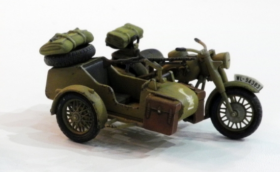 32578 Dt. Motorrad mit Beiwagen