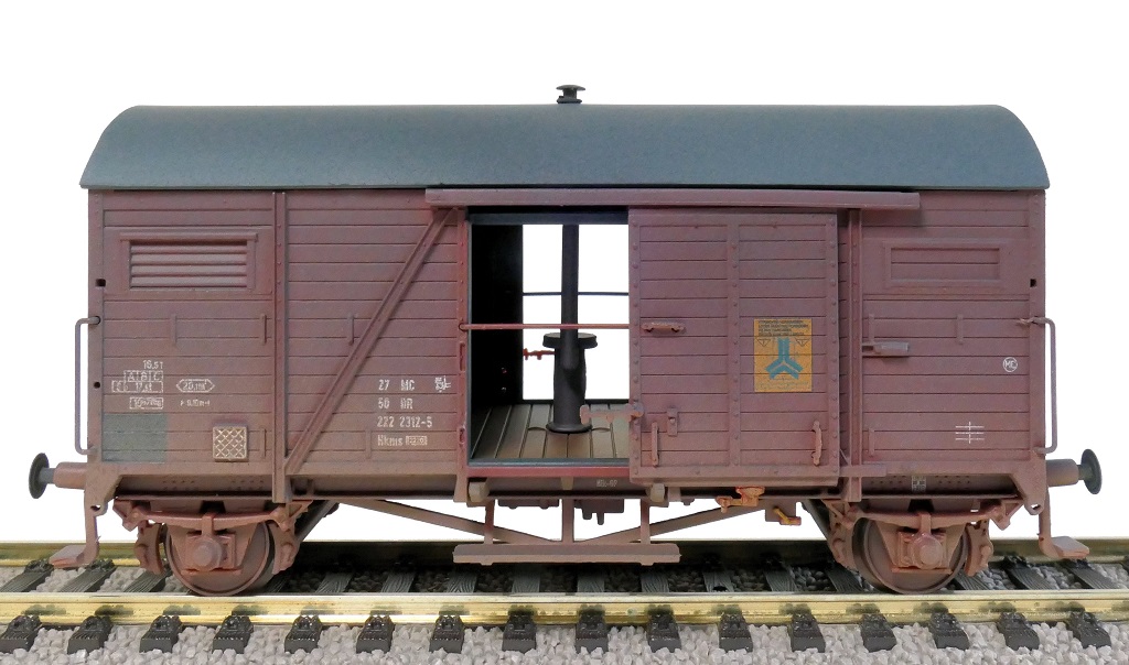 22048 DR gedeckter Güterwagen Hkms Ep.4