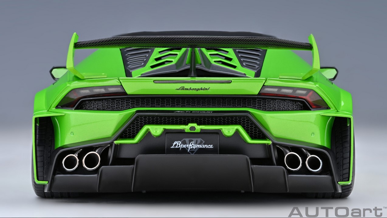 AUTOart 79128 Liberty Walk Huracan GT grün