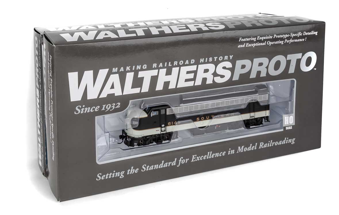WalthersProto 49524 SOU Dieselloks FP7/FP7 #6132 6148