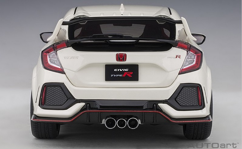 AUTOart 73266 Honda Civic Type R (FK8) weiß