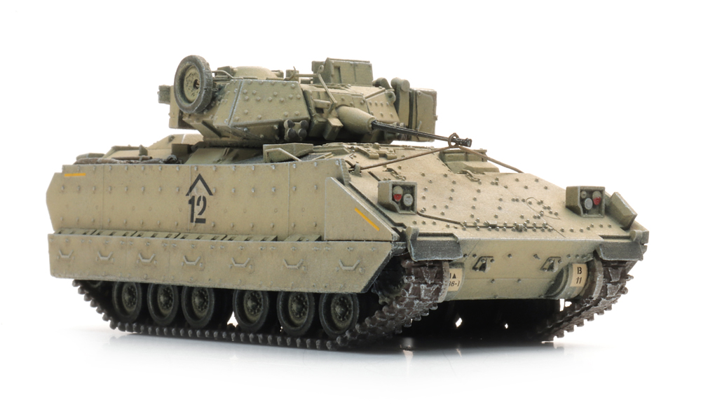 6870718 US M2A2 Bradley Verladung