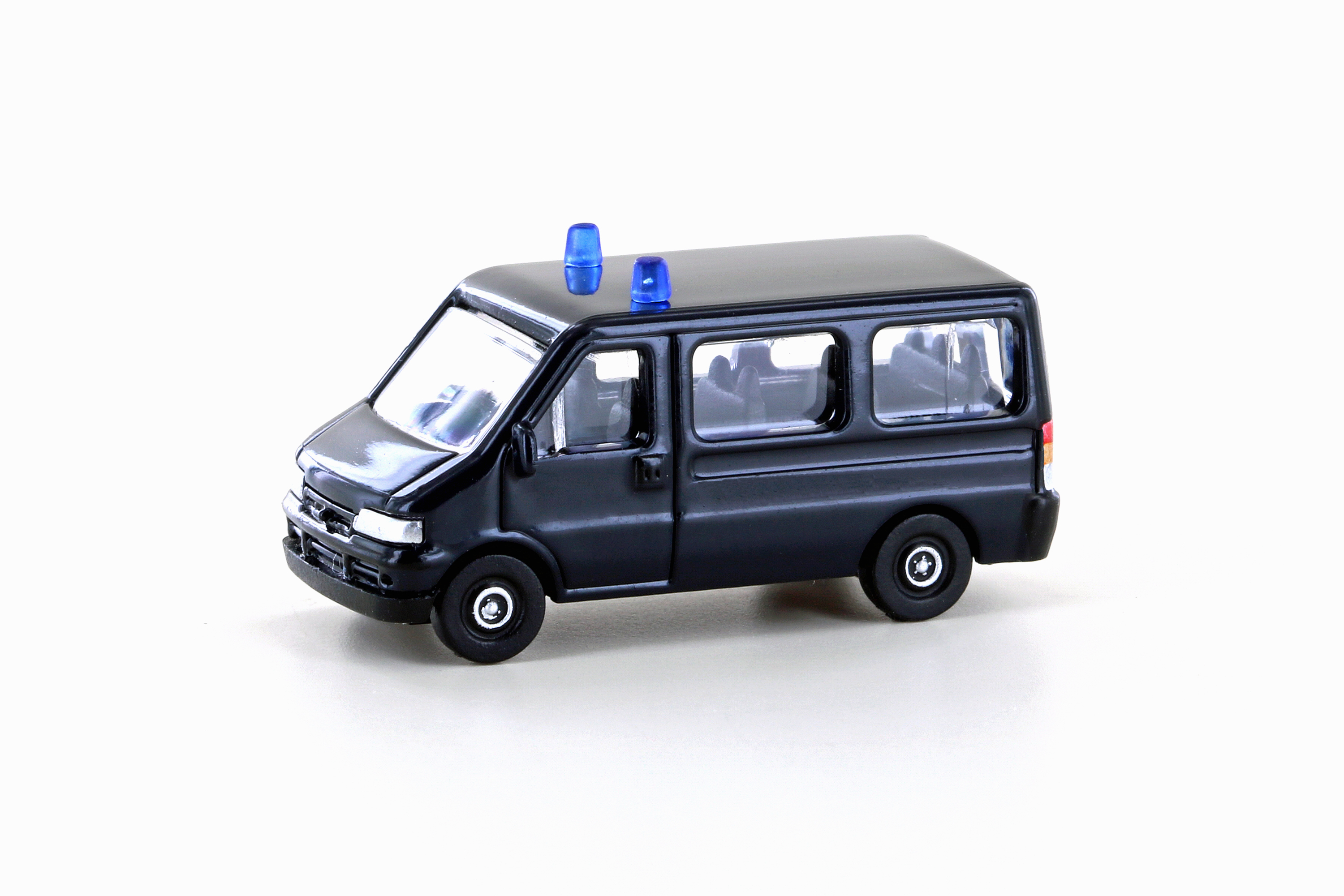 61311 Fiat Ducato II Bus, dunkelblau mit Blau