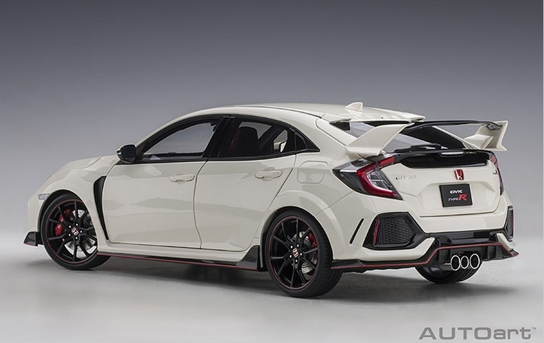 AUTOart 73266 Honda Civic Type R (FK8) weiß