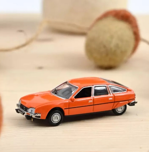 159022 Citroen CX2400 GTi mandarin (1977)