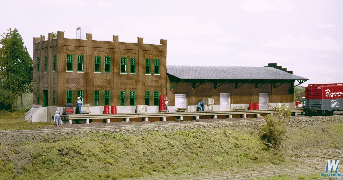 Walthers 3009 Water Street Freight Terminal