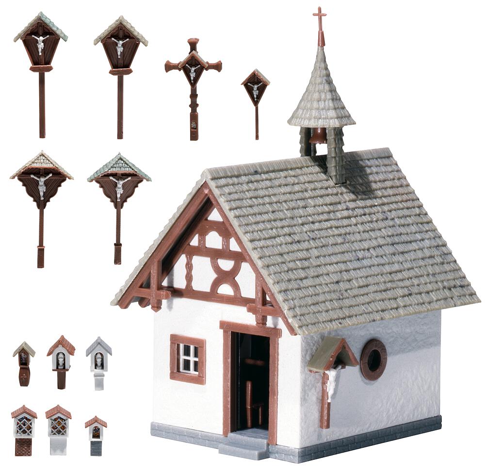 130235 Kapelle mit Wegkreuzen
