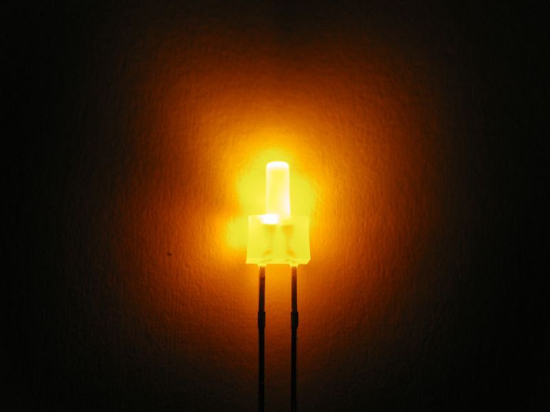 50797 Tower LED lang 2mm gelb diffus blinkend