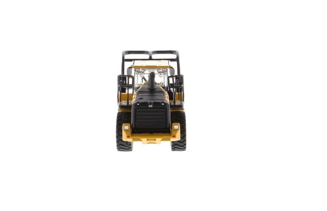 DM Diecast Masters 85950 Cat 972M Wheel Loader / Radlader