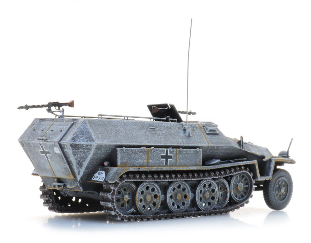 6870472 Sd.Kfz. 251/1 Ausf. C Winter
