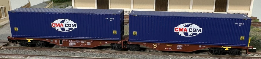 REE Modeles NW-288 Touax Doppelcontainerwagen 6-achs Ep.6