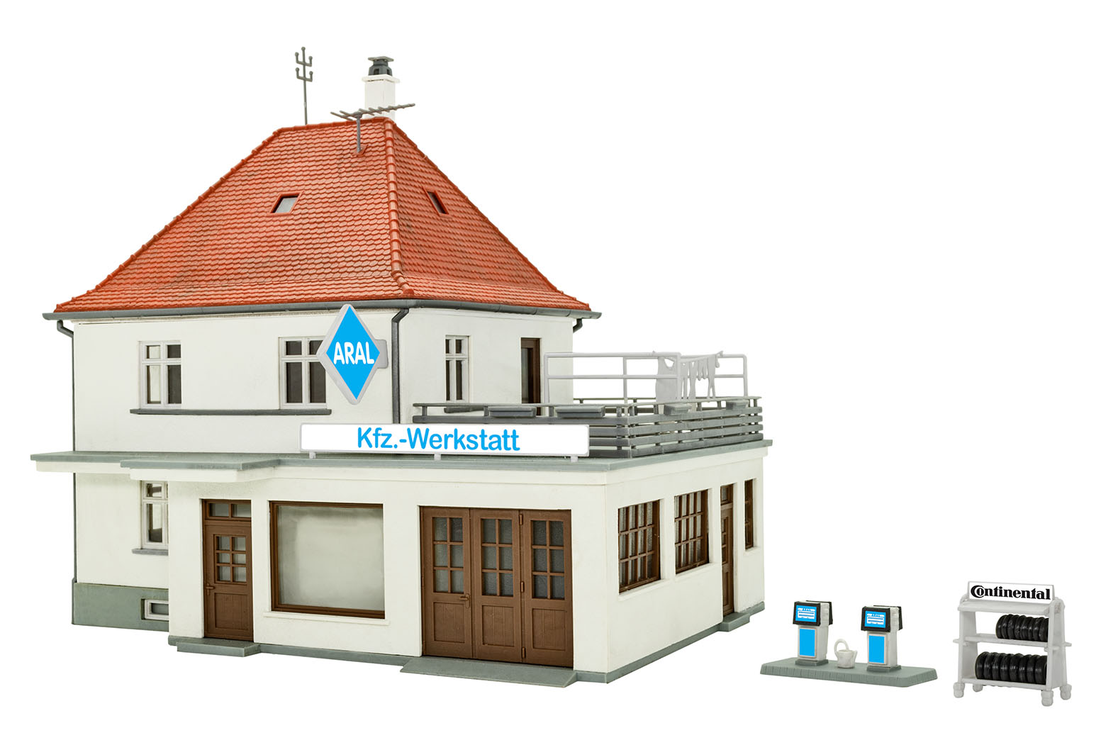 38202 H0 Wohnhaus mit Werkstatt