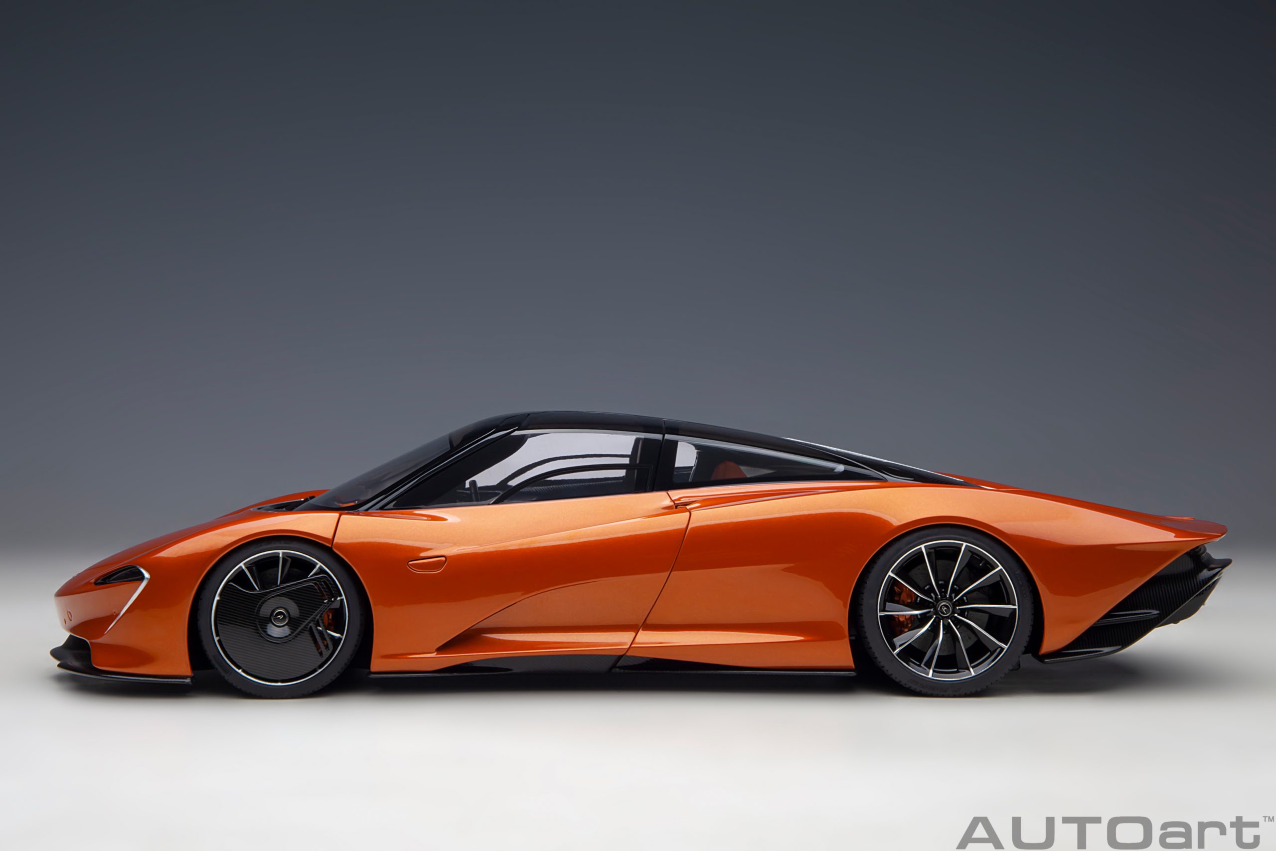 AUTOart 76088 McLaren Speedtail orange