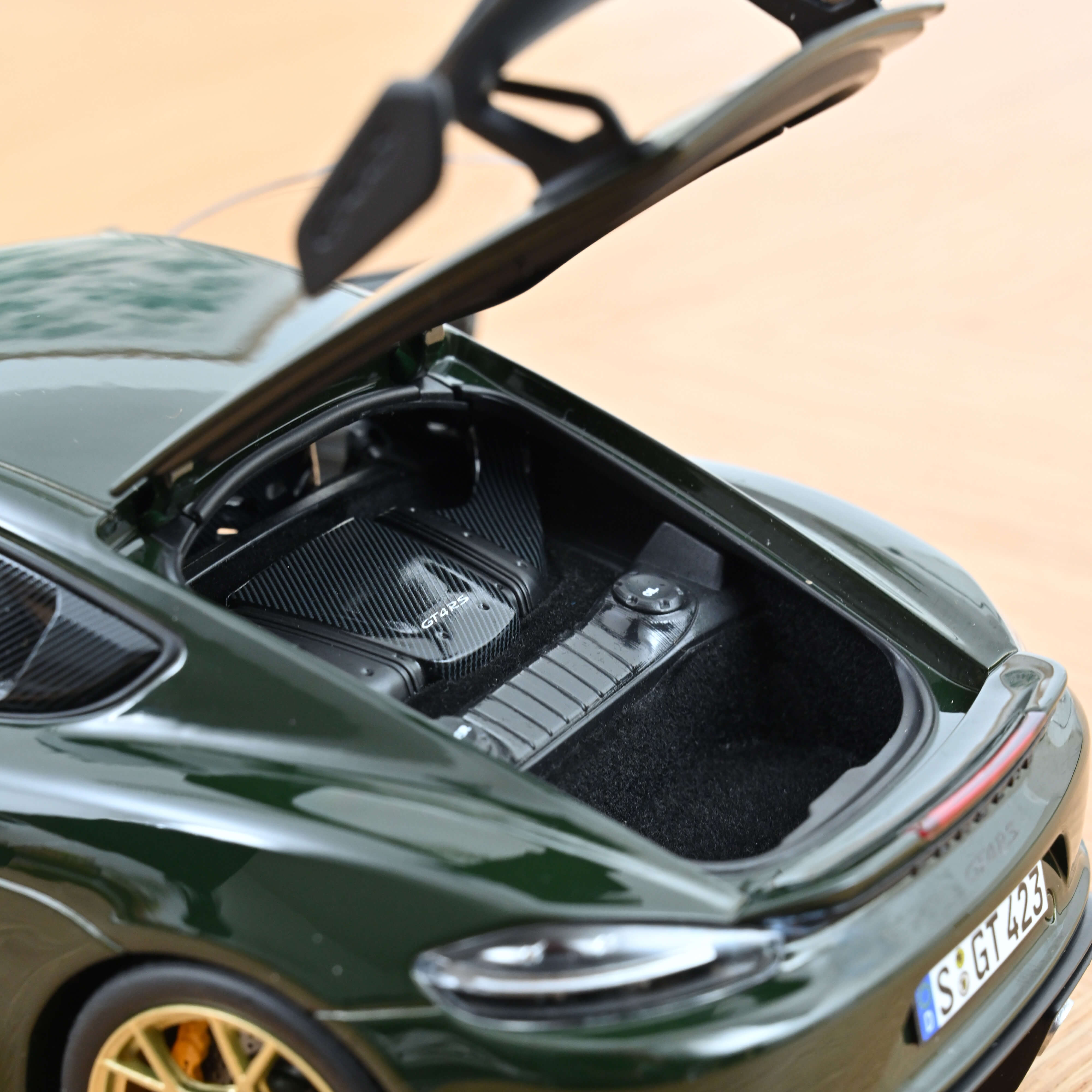 Norev 187250 Porsche Cayman GT4 RS w/Weissach green