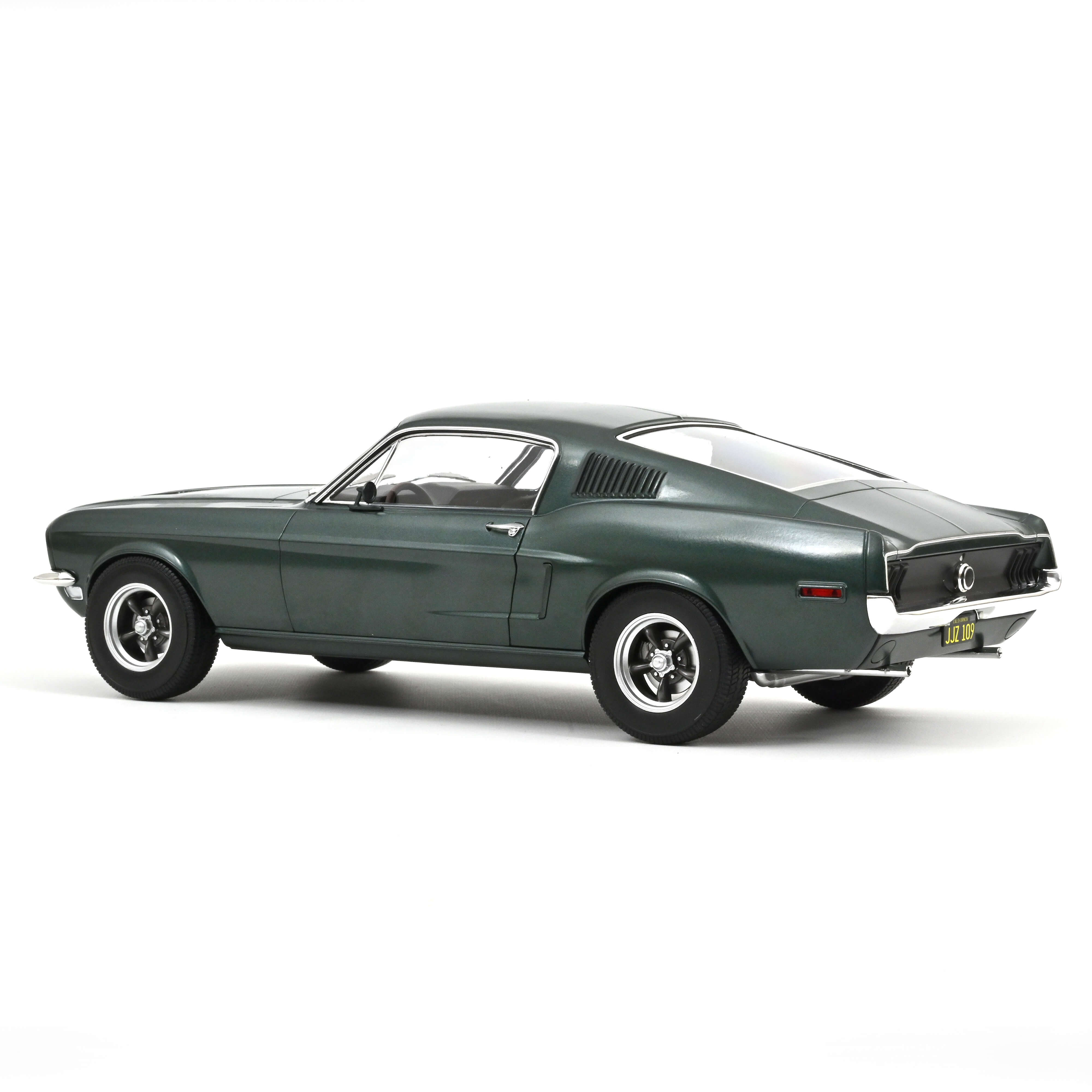 Norev 122702 Ford Mustang Fastback grün-met. 1968