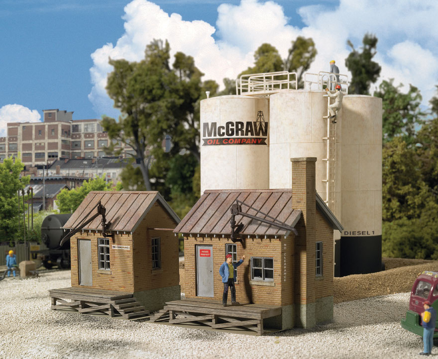 Walthers 2913 McGraw Oil Co.