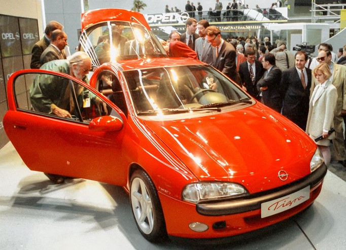 Podszun 1145 Jahrbuch Opel 2025