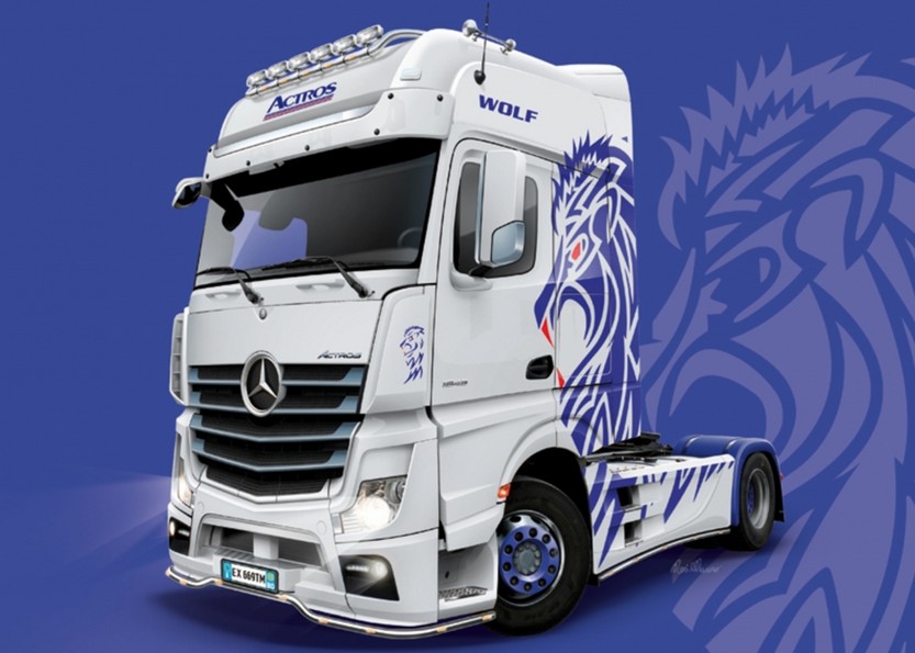 3935 MB Actros MP4 Show GigaSpace