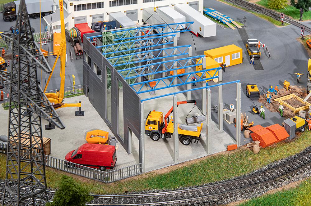 130892 Industriehalle im Bau, System