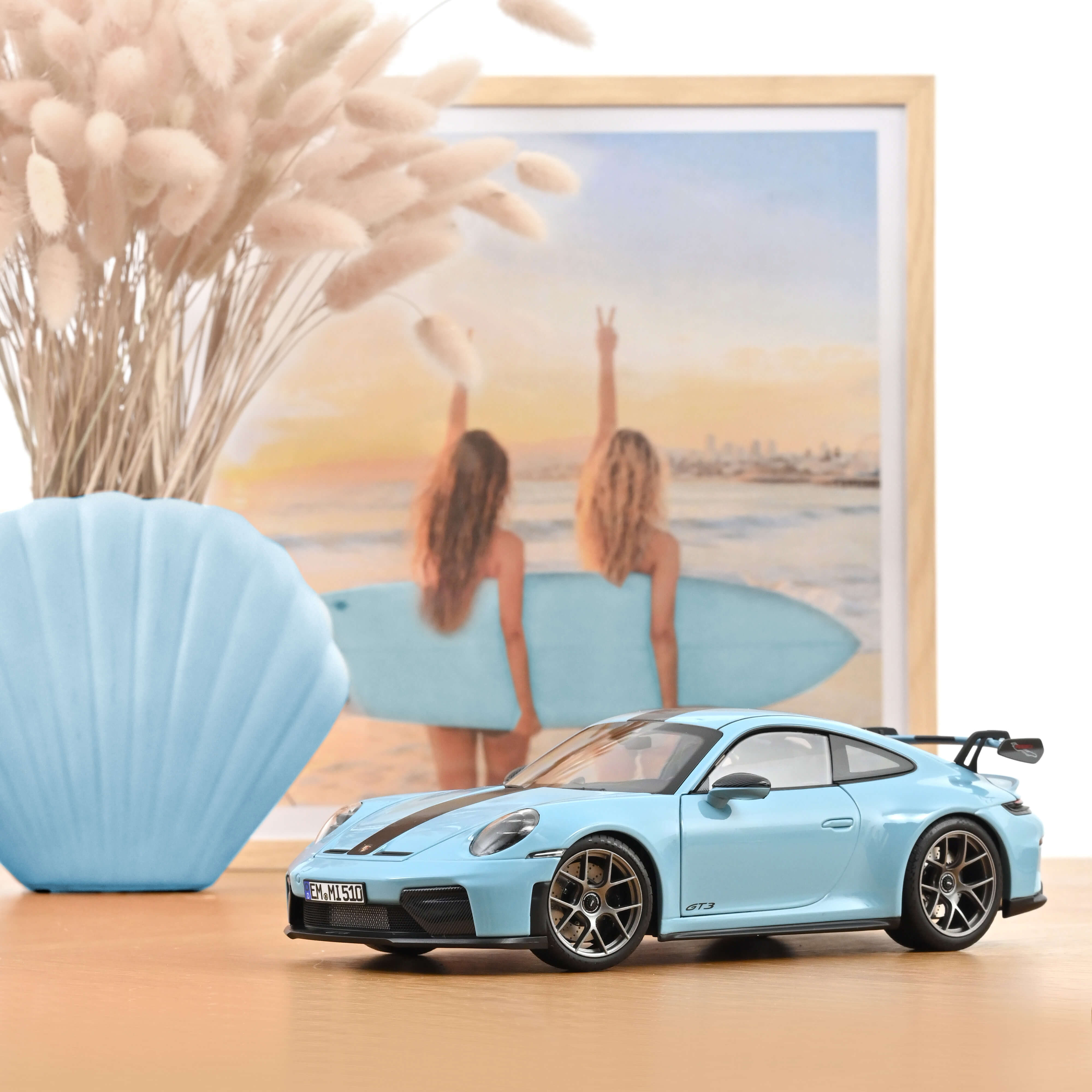 187000 Porsche 911 GT3 gulfblue (2025)