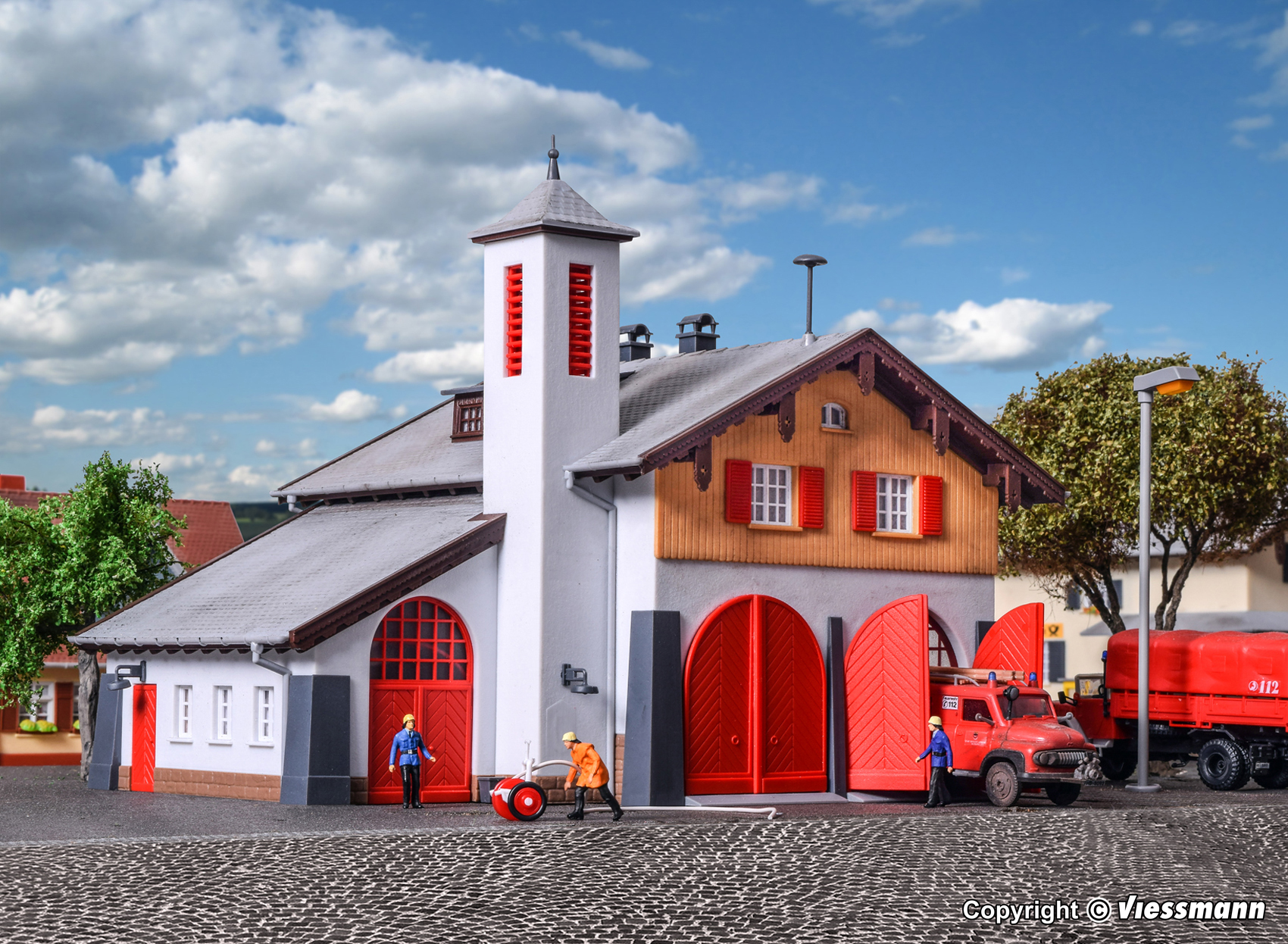 Kibri 39214 Feuerwehr mit Dorfgemeinschaftshaus
