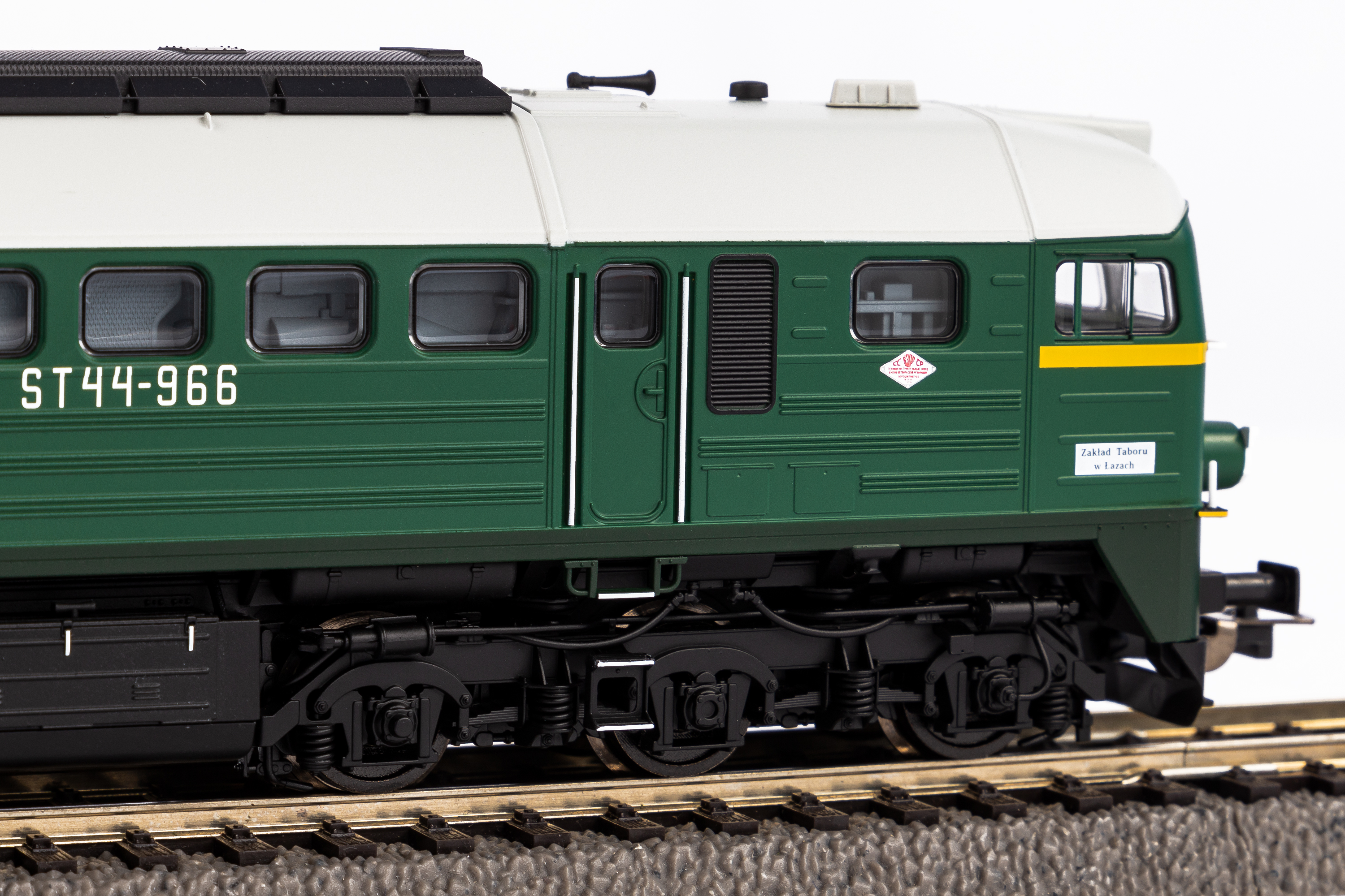 Piko 52909 PKP Diesellok ST44 Ep.4