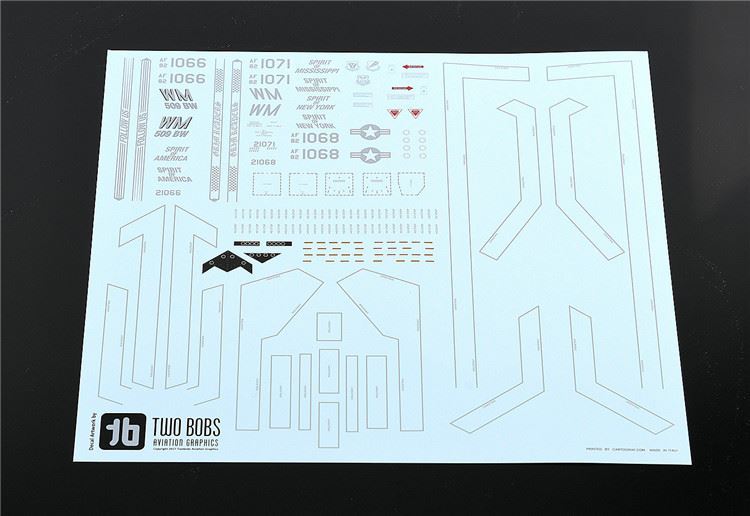 Modelcollect UA72201 USAF B-2A Spirit Stealth Bomber