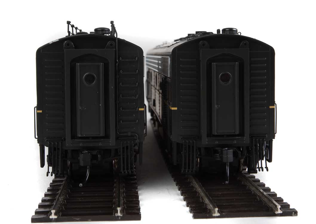WalthersProto 49517 PRR Dieselloks FP7/F7B #9858A/B