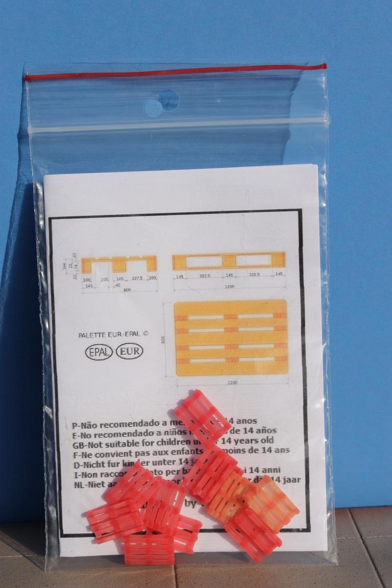 PT210100.1 Europallets (Packung 10 Stück) rot