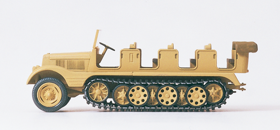 16544 Halbketten-Zugmaschien 3 to (SdKfz 11).