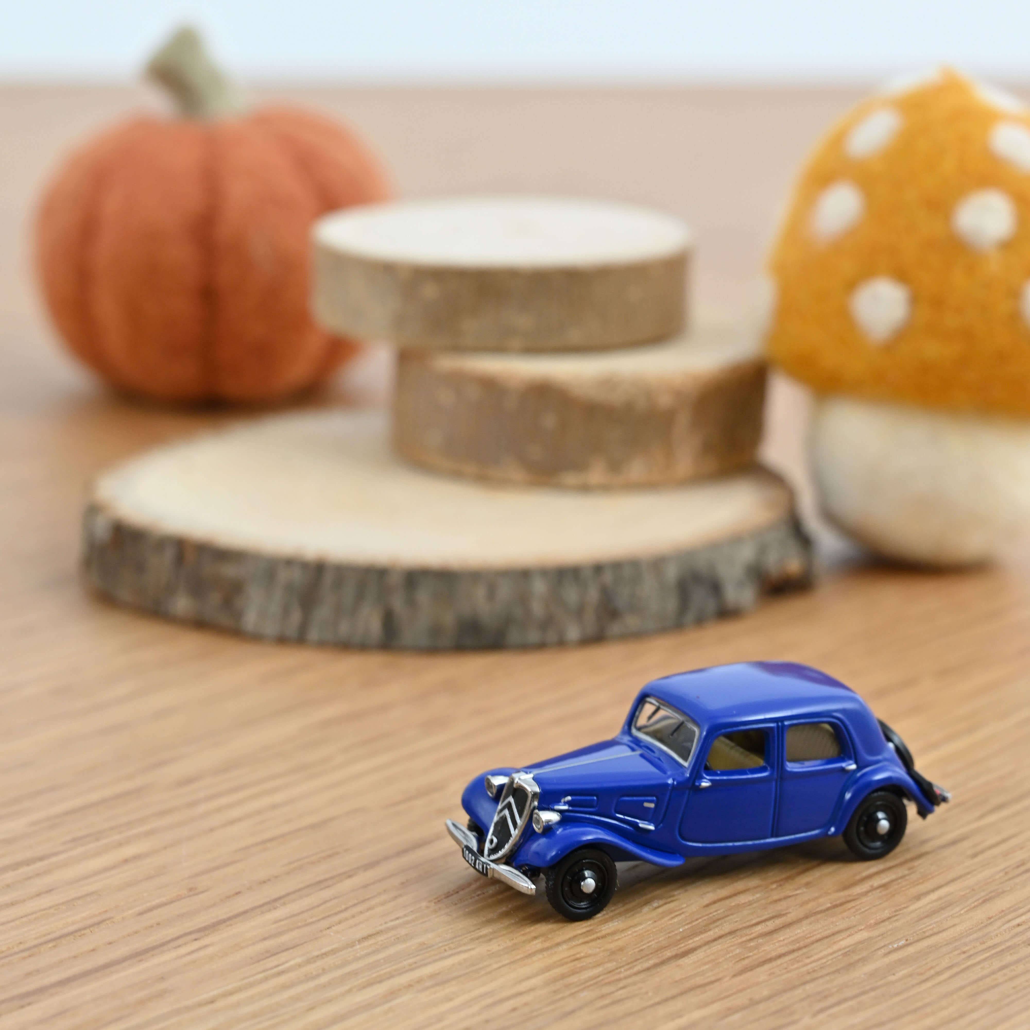 153009 Citroen 11 AL blau (1938)