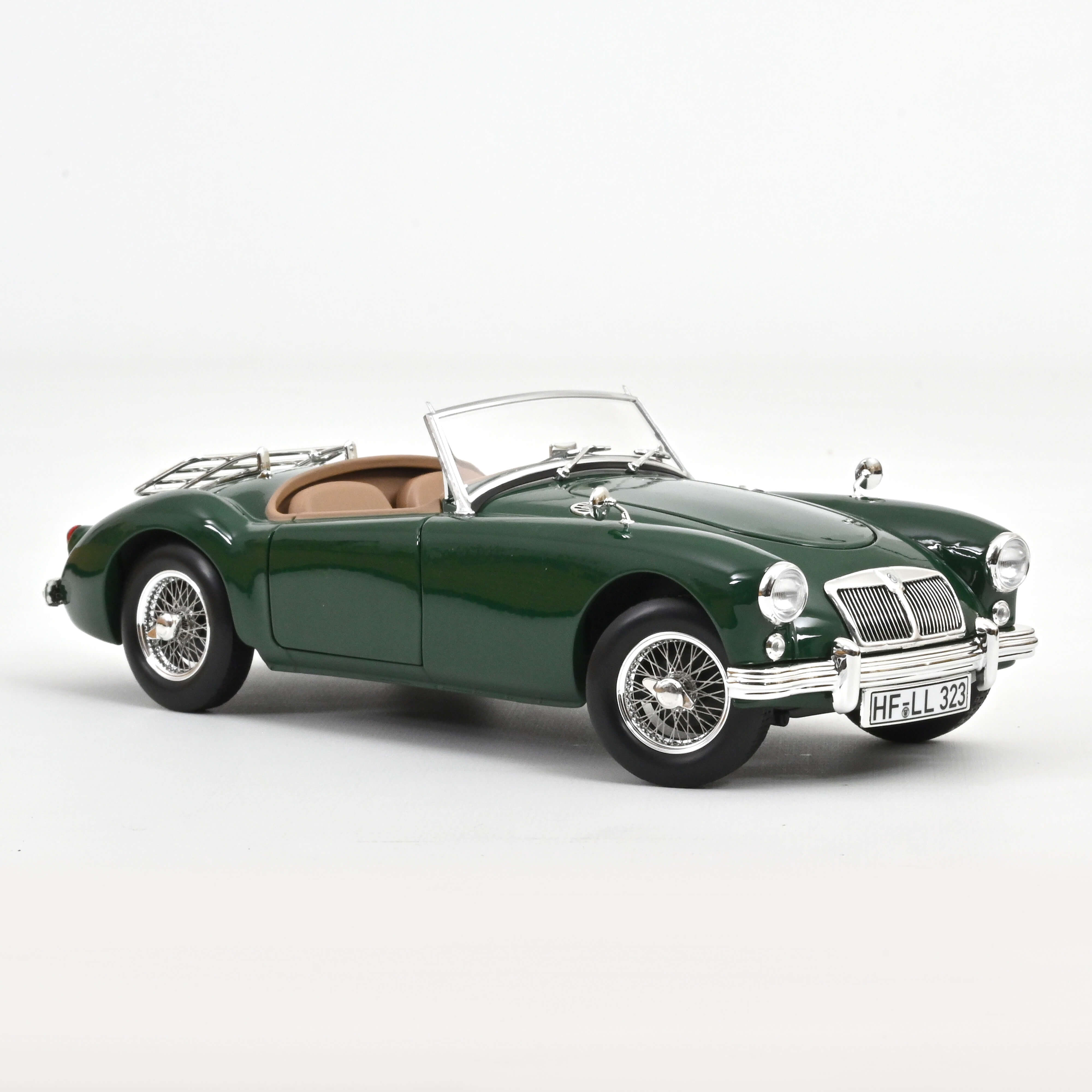 Norev 182610 MGA Roadster racinggreen (1955)