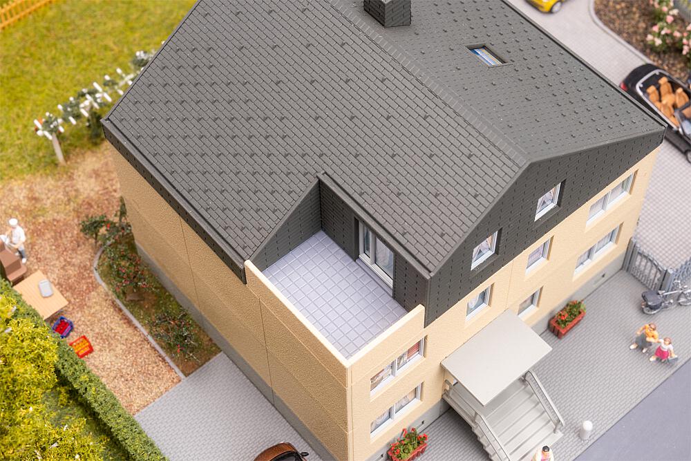 130755 Mehrfamilienhaus