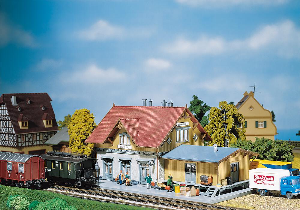 110097 Bahnhof Blumenfeld