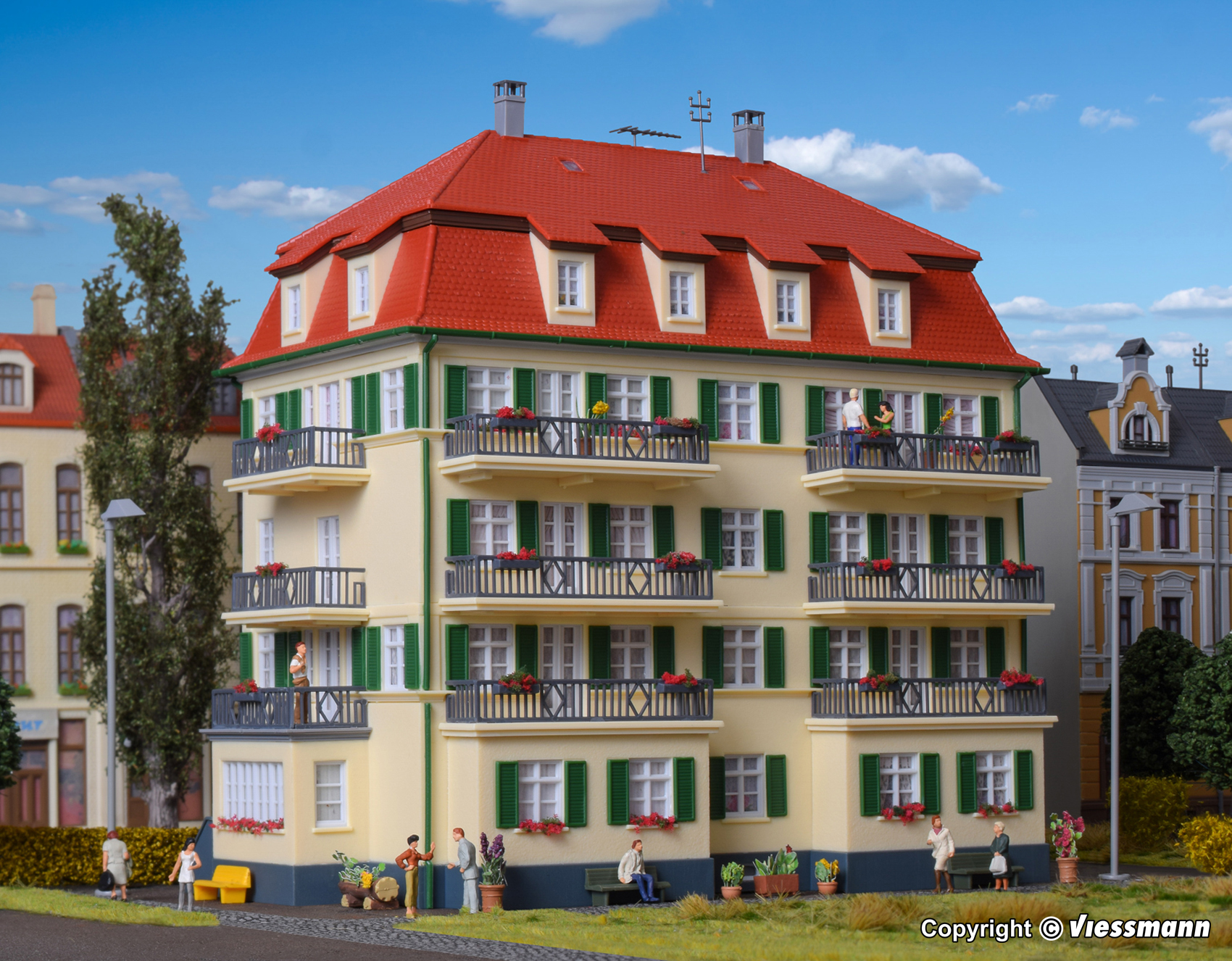 Kibri 38354 Mehrfamilienhaus mit Balkon