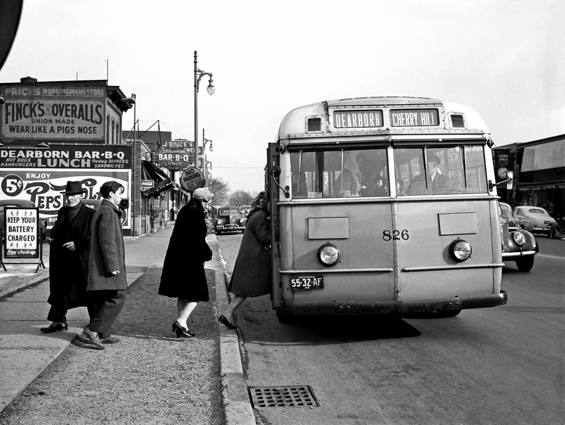 Podszun 1057 Jahrbuch Omnibusse 2023