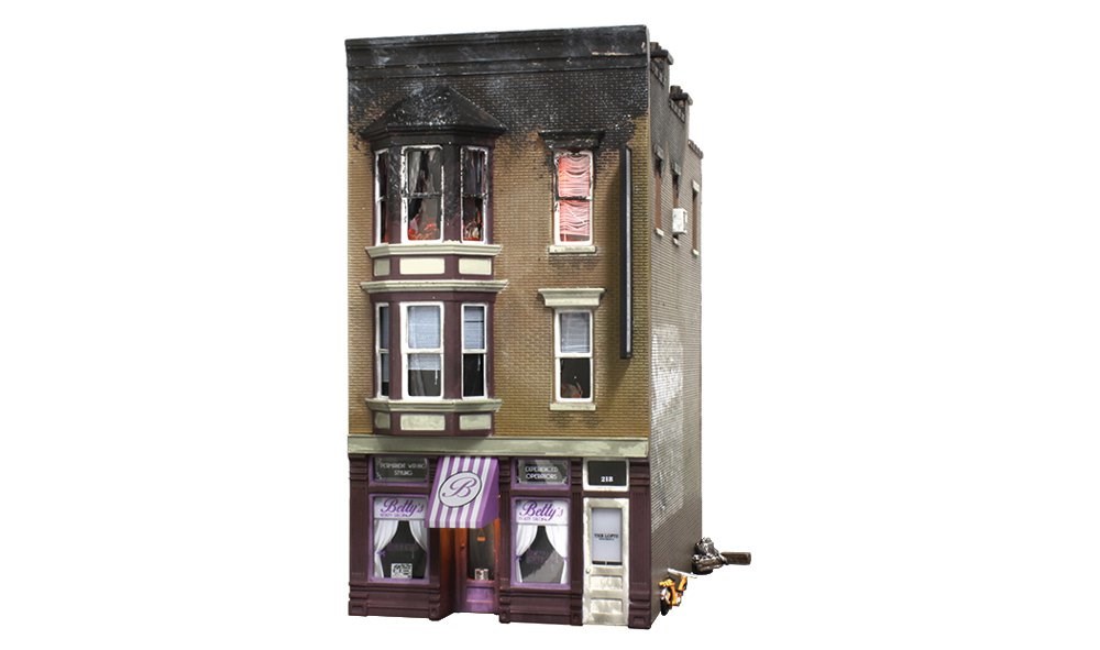 WBR5051 Betty's Burnning Building