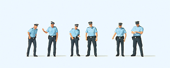 Preiser 10743 Polizei Sommeruniform Deutschland