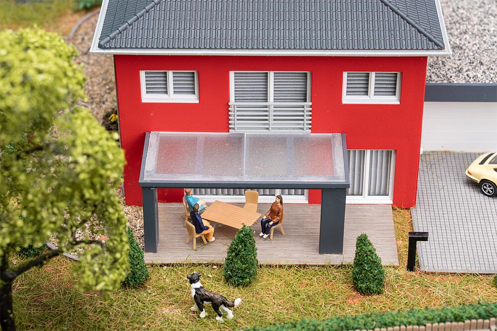 130743 WeberHaus CityLife, rot