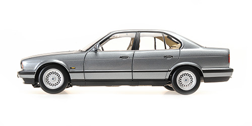 100024008 BMW 535i Lim. grau-met. (1988)